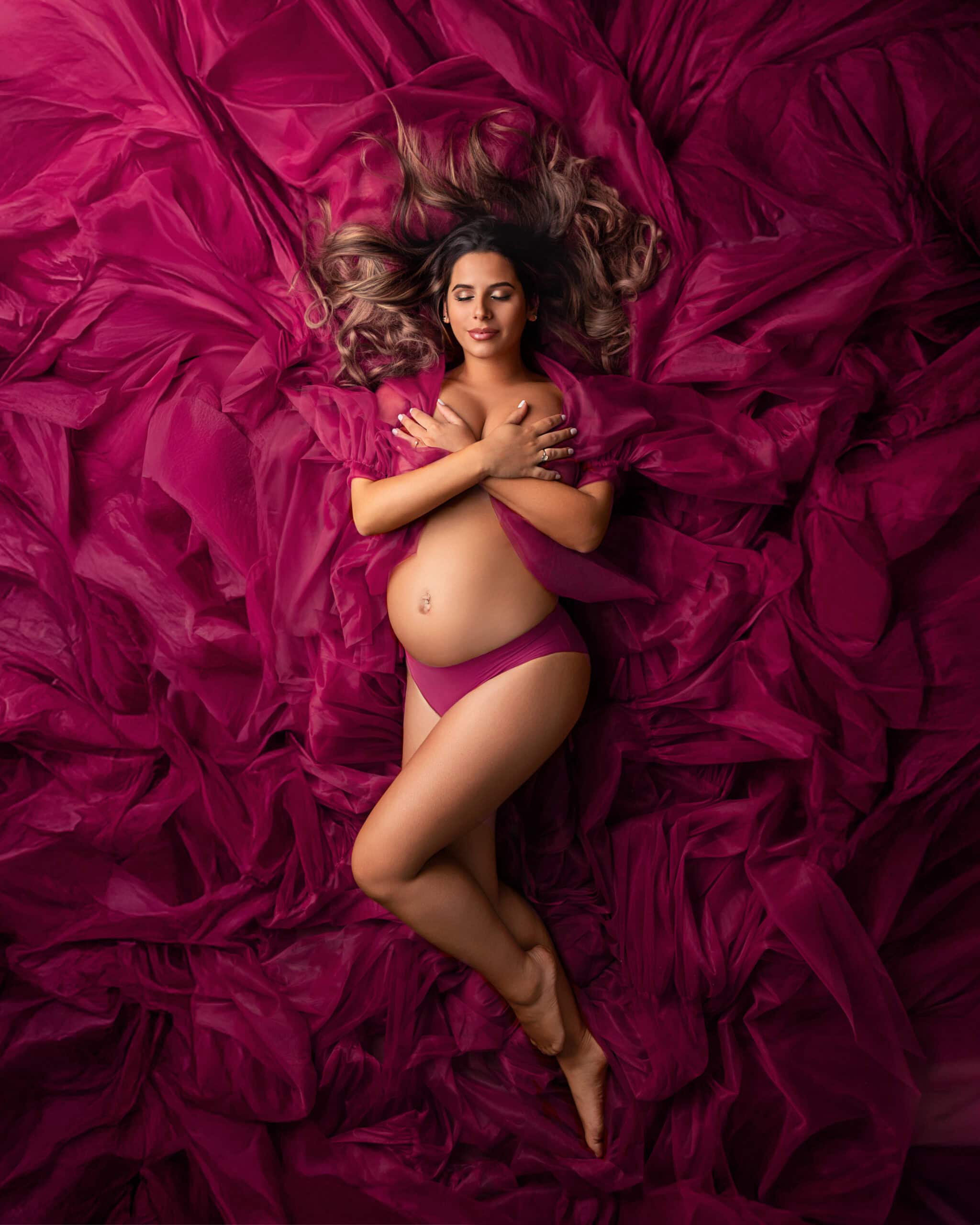 Séance photo grossesse tenue studio Toulouse — Emilie Colusso photographe