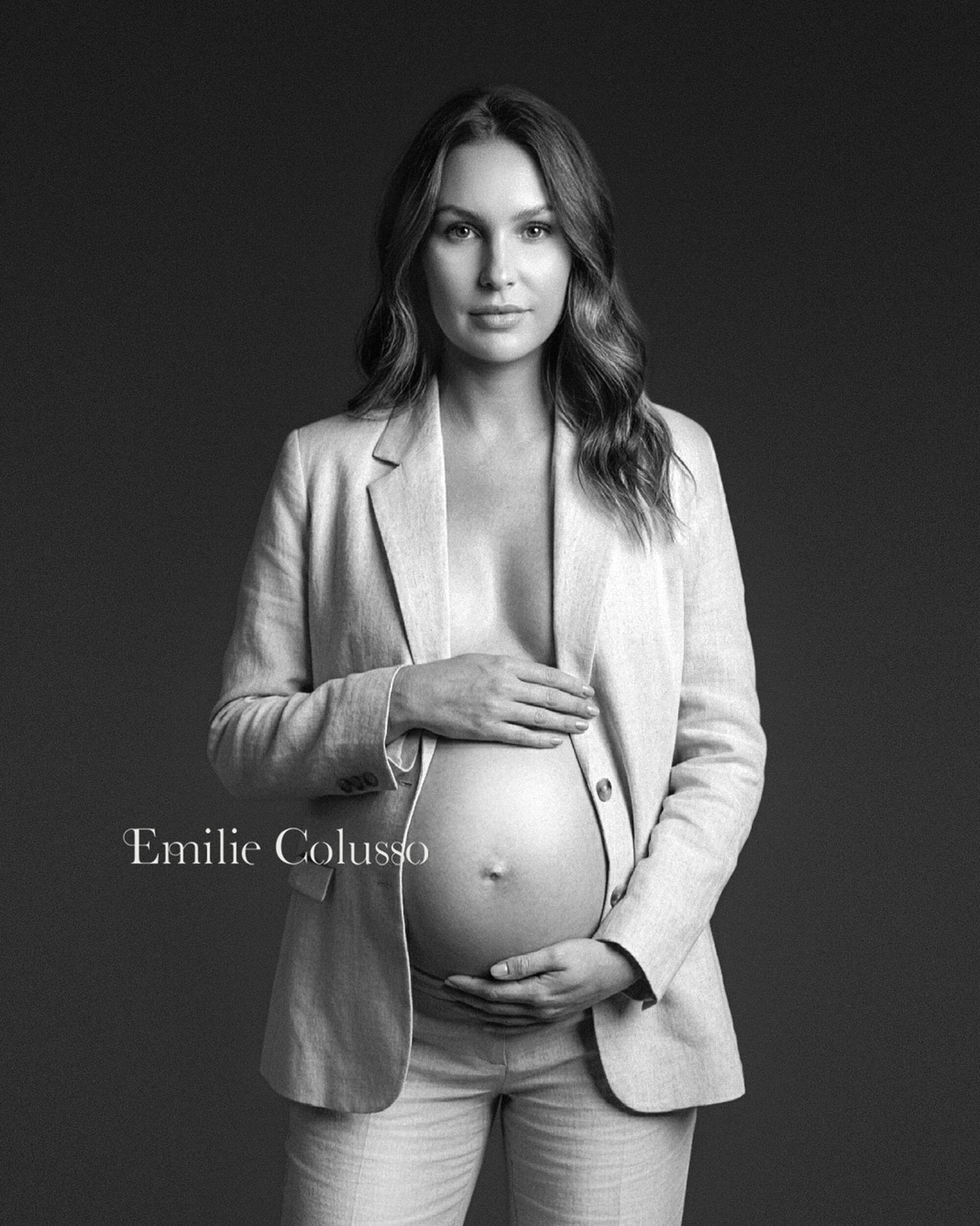 Tenue séance grossesse studio Roquettes Haute-Garonne — Emilie Colusso photographe